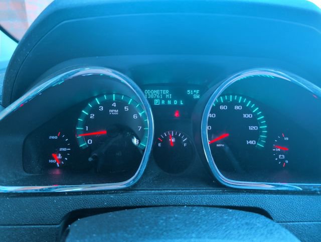 Used 2012 Chevrolet Traverse LT FWD image 16