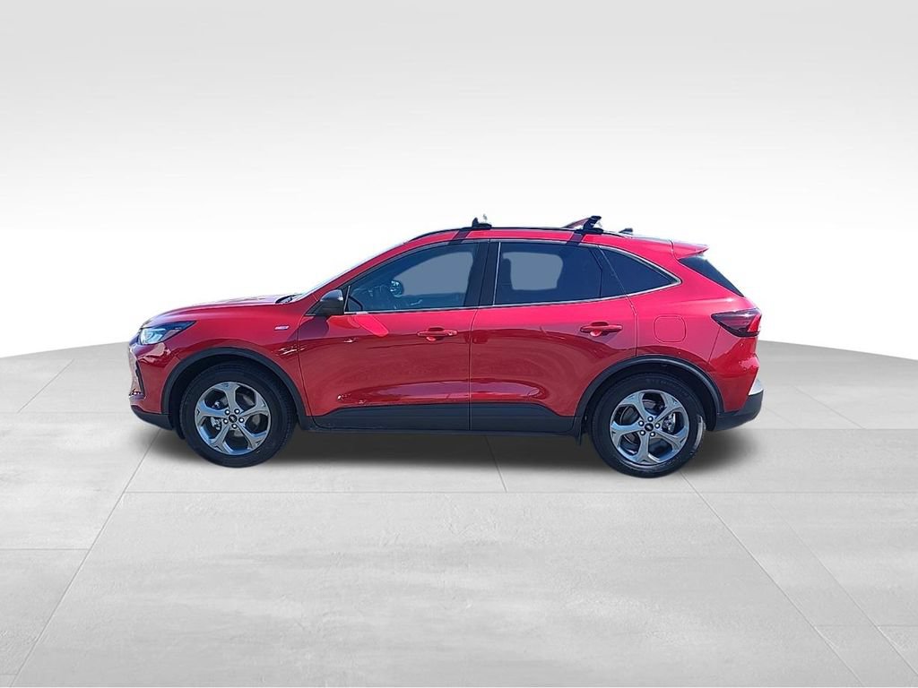 Used 2025 Ford Escape ST-Line w/ Tech Pack #1 FWD image 18