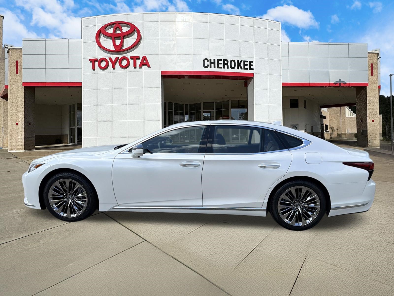 Used 2021 Lexus LS 500 w/ Accessory Package (Z2) RWD image 8