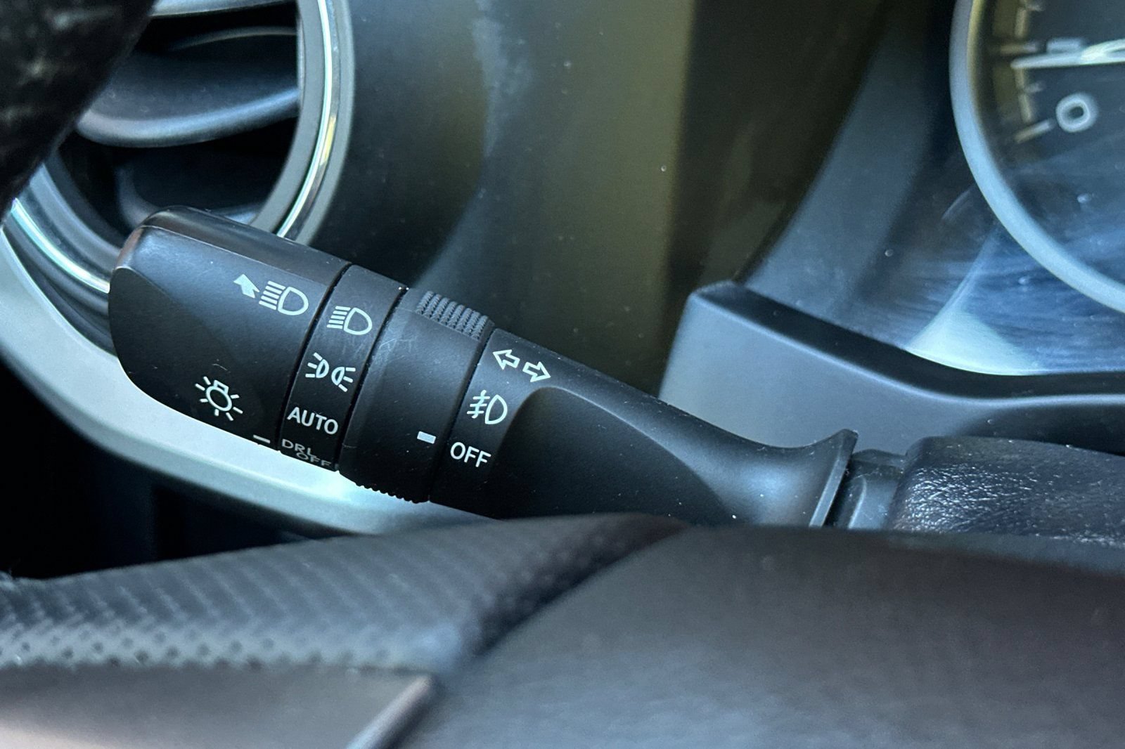 Used 2022 Toyota Tacoma SR5 AWD/4WD image 30