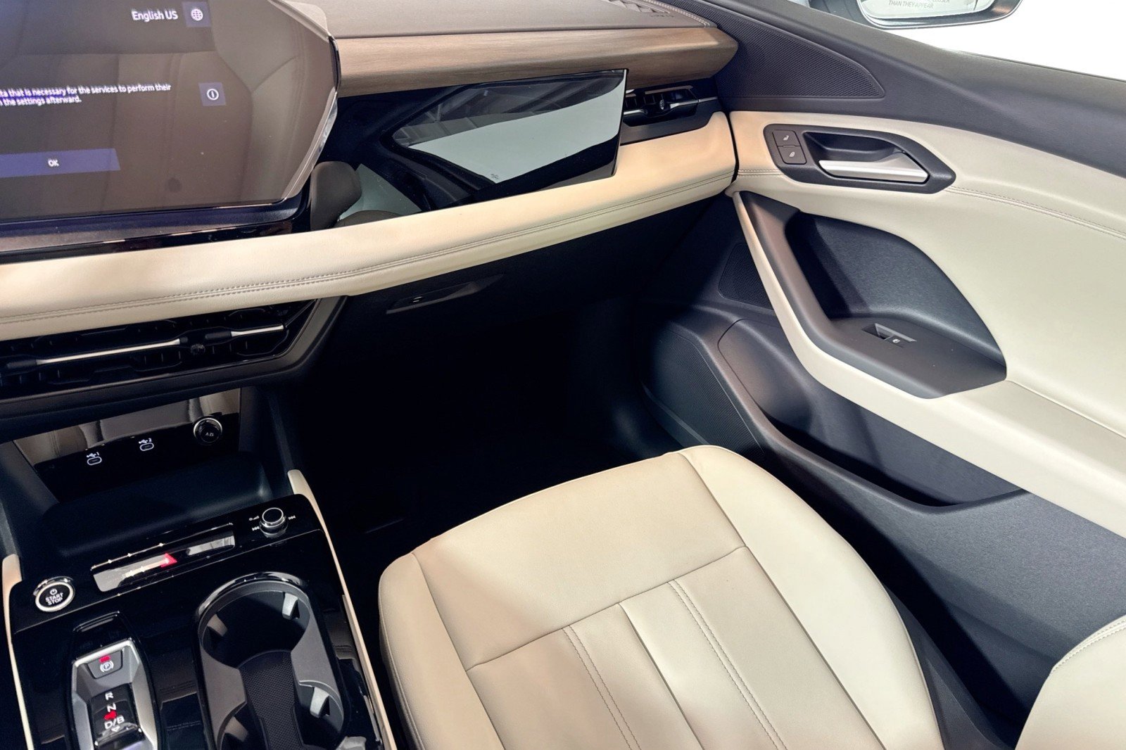 New 2025 Audi Q6 e-tron Premium image 20