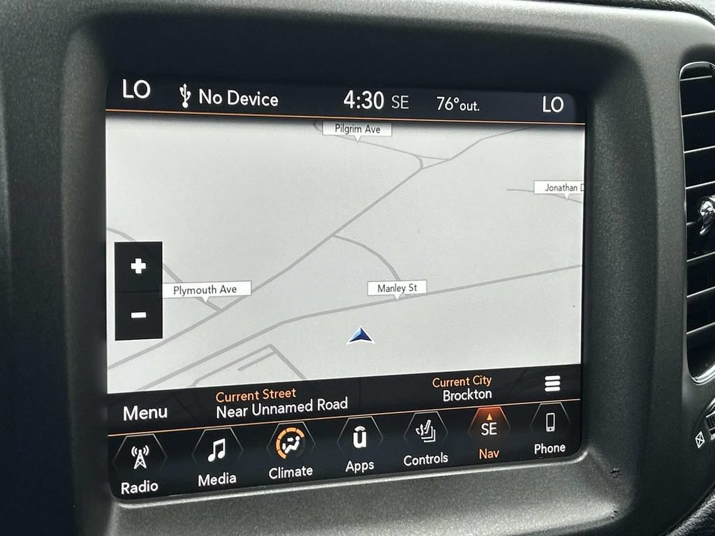 Used 2018 Jeep Compass Trailhawk w/ Navigation Group AWD/4WD image 34