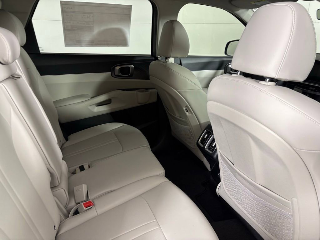 New 2026 Kia Sorento EX image 17