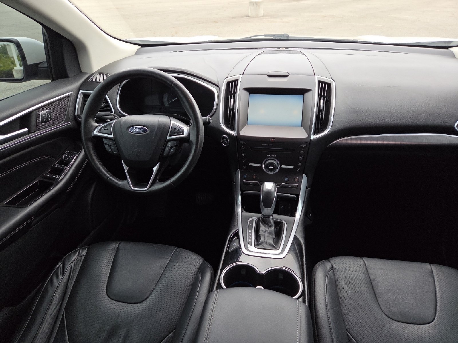 Used 2015 Ford Edge Titanium w/ Equipment Group 301A AWD/4WD image 24