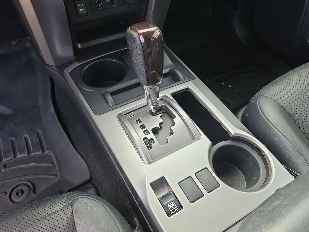 Used 2015 Toyota 4Runner Limited image 16