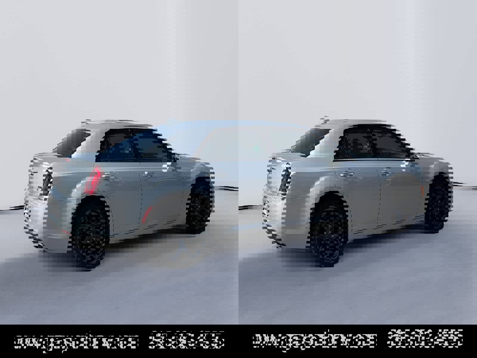 Used 2023 Chrysler 300 S w/ Comfort Group image 3