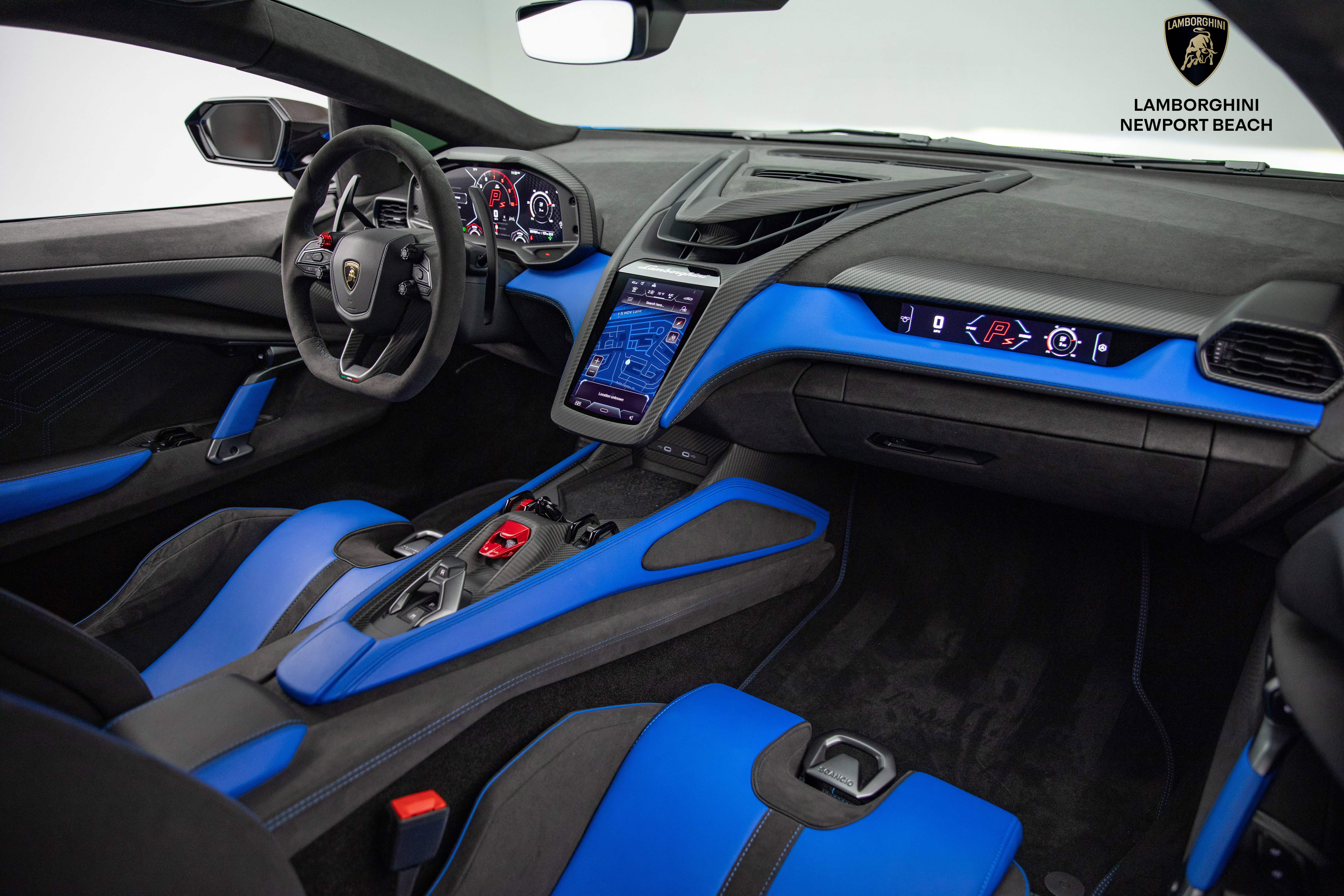 Used 2024 Lamborghini Revuelto image 34