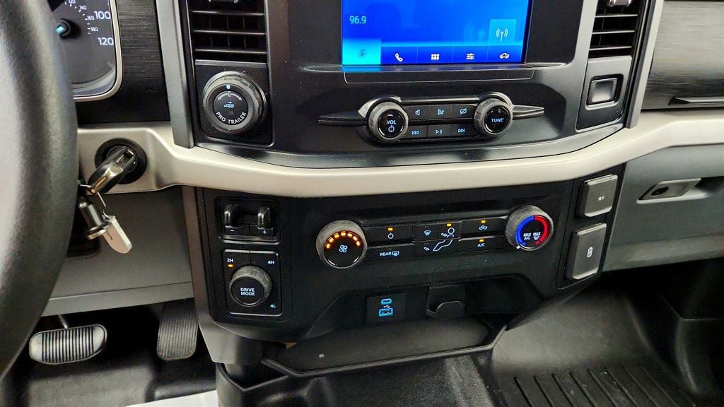 Used 2022 Ford F150 XLT w/ XTR Package AWD/4WD image 16
