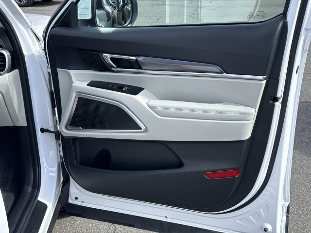Used 2024 Kia Telluride S w/ S Sunroof Package AWD/4WD image 8
