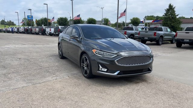 Used 2019 Ford Fusion Titanium FWD image 3