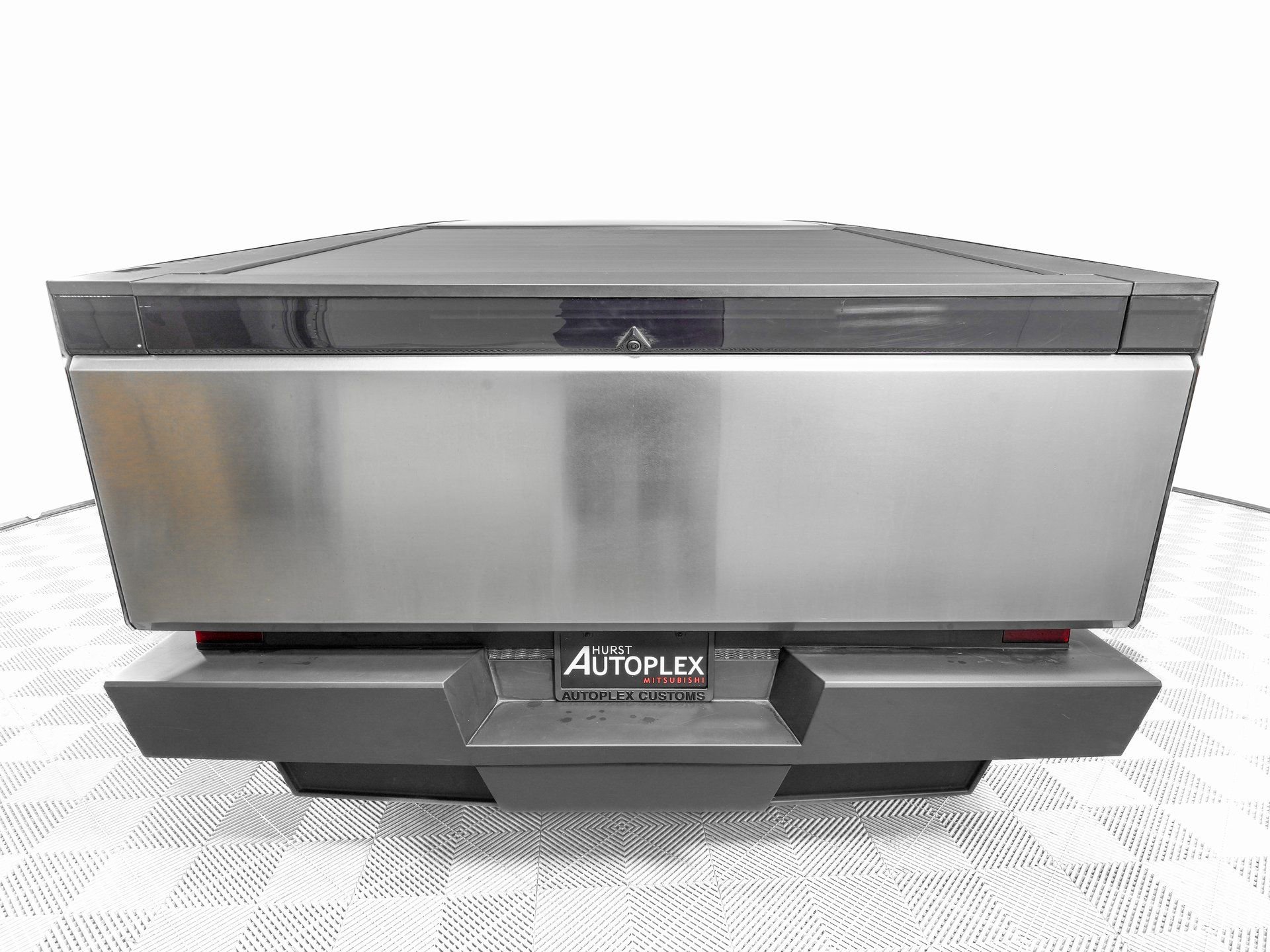 Used 2025 Tesla Cybertruck AWD Crew Cab image 6