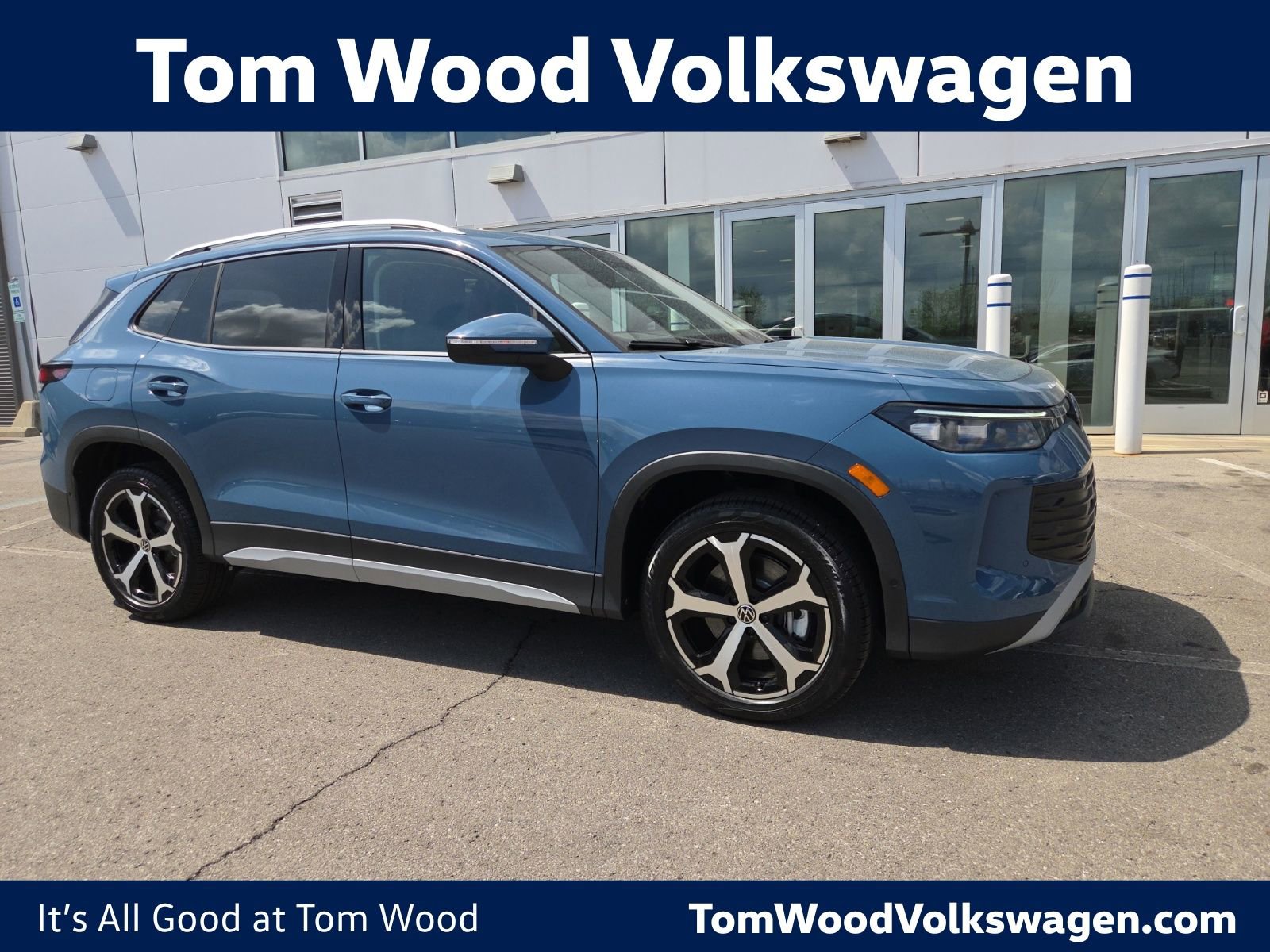 New 2026 Volkswagen Tiguan SE