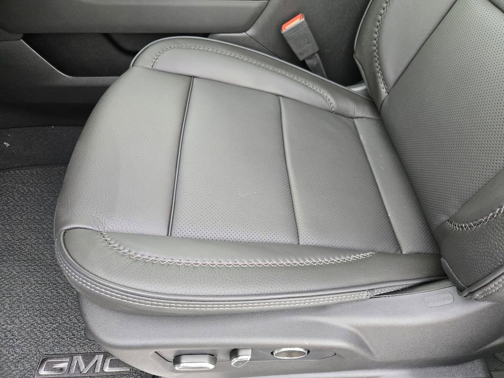 New 2026 GMC Sierra 1500 Denali AWD/4WD image 17
