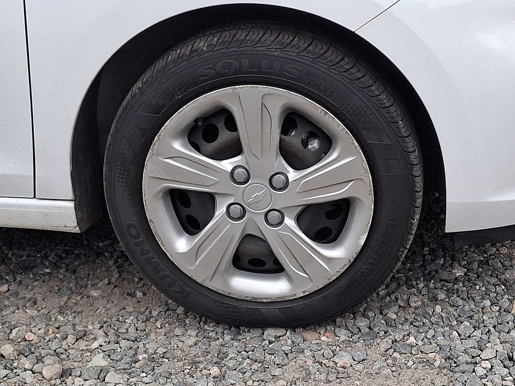 Certified 2021 Chevrolet Spark LS FWD image 17