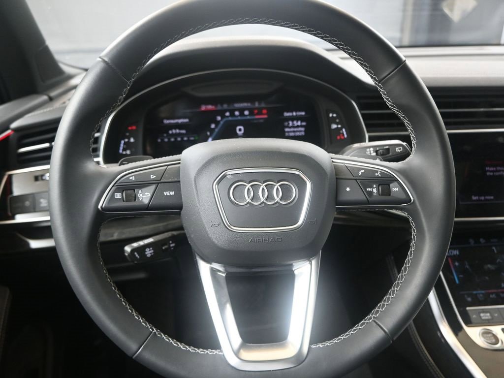 Certified 2025 Audi Q7 2.0T Premium Plus w/ Premium Plus Package image 27