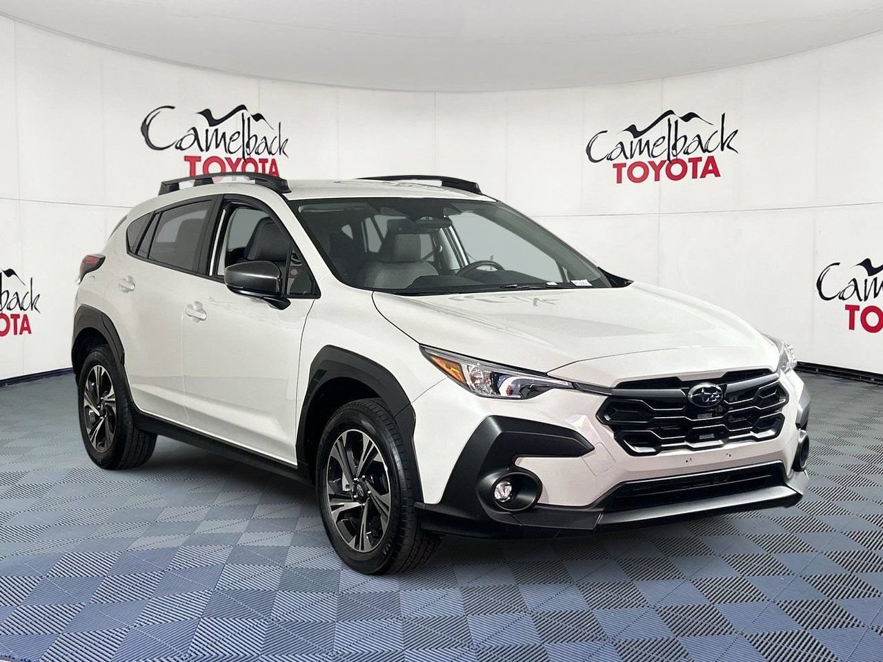 Used 2024 Subaru Crosstrek 2.0i Premium w/ Crosstrek Mirror Package AWD/4WD image 3