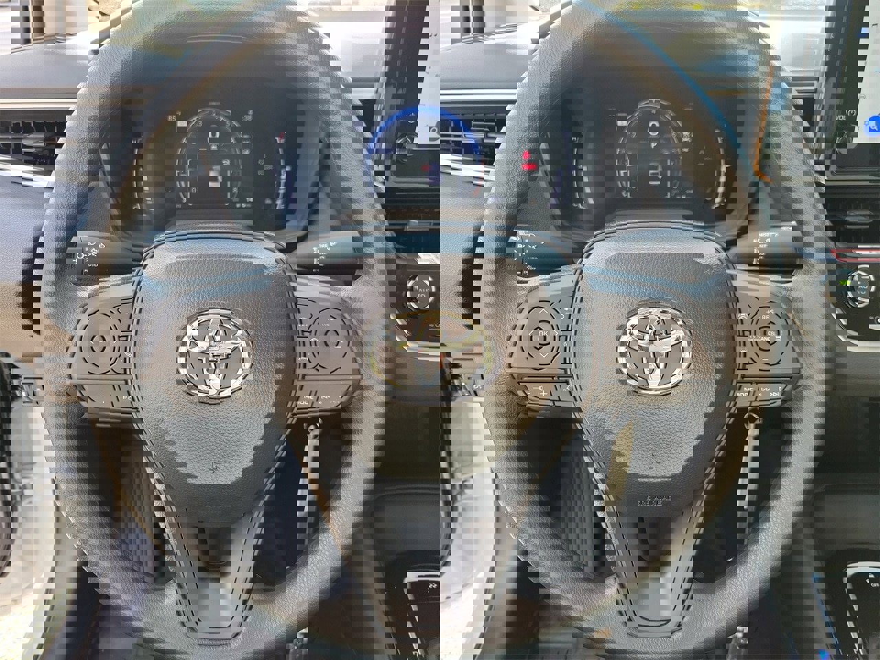 New 2026 Toyota Corolla LE image 18