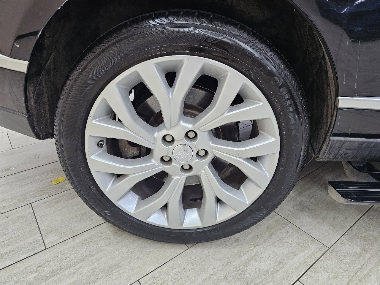 Used 2014 Land Rover Range Rover Supercharged image 42