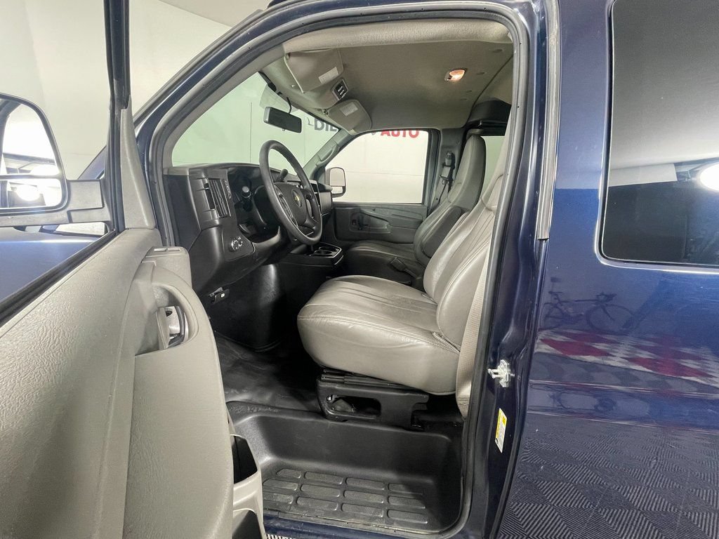 Used 2014 Chevrolet Express 1500 LS RWD image 14