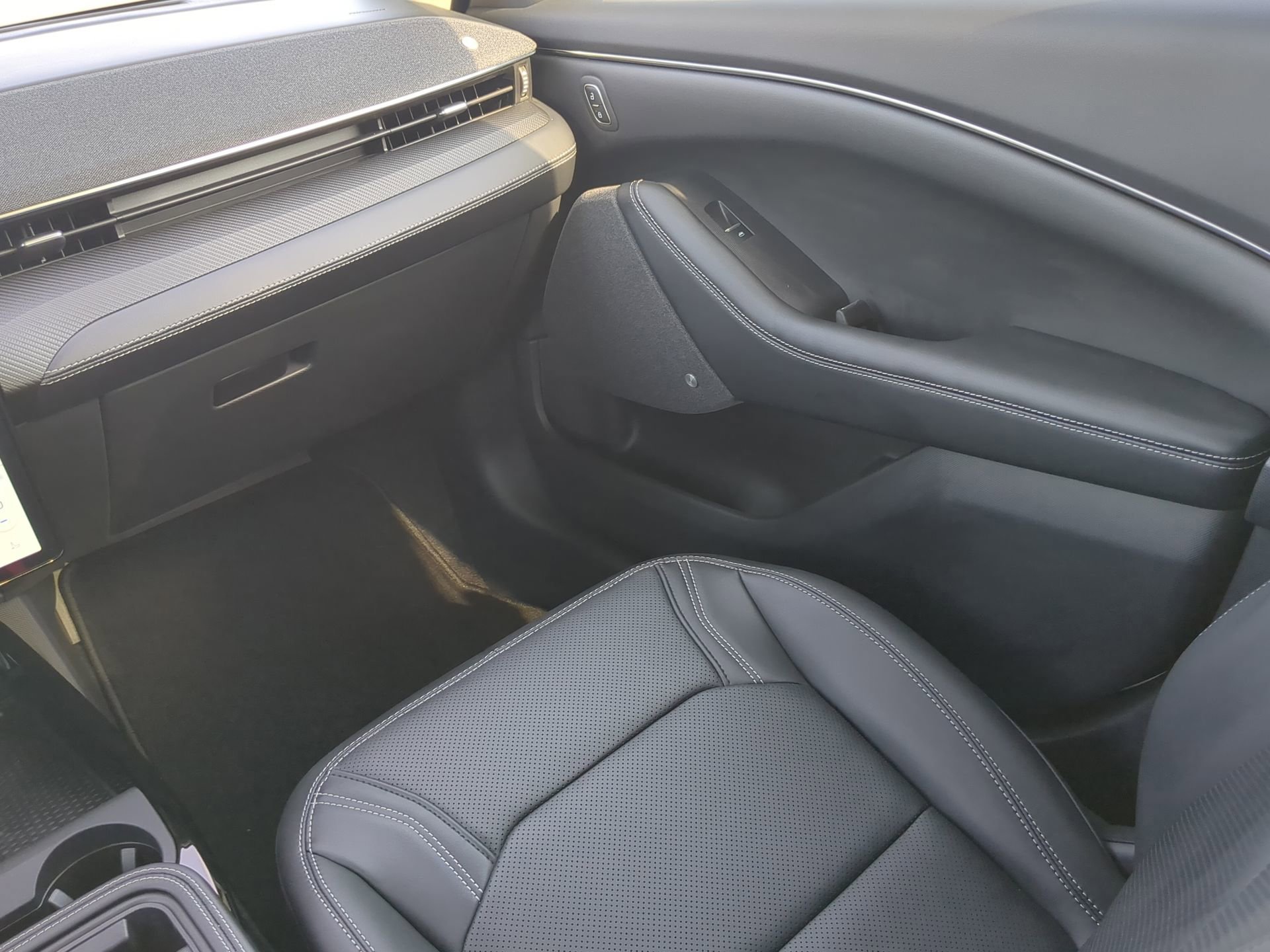 New 2026 Ford Mustang Mach-E Premium AWD/4WD image 55