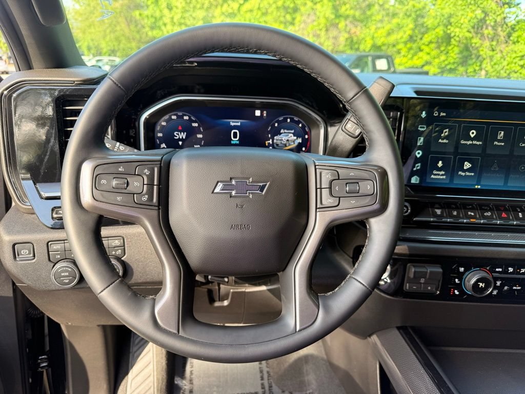 Used 2026 Chevrolet Silverado 2500 ZR2 AWD/4WD image 11