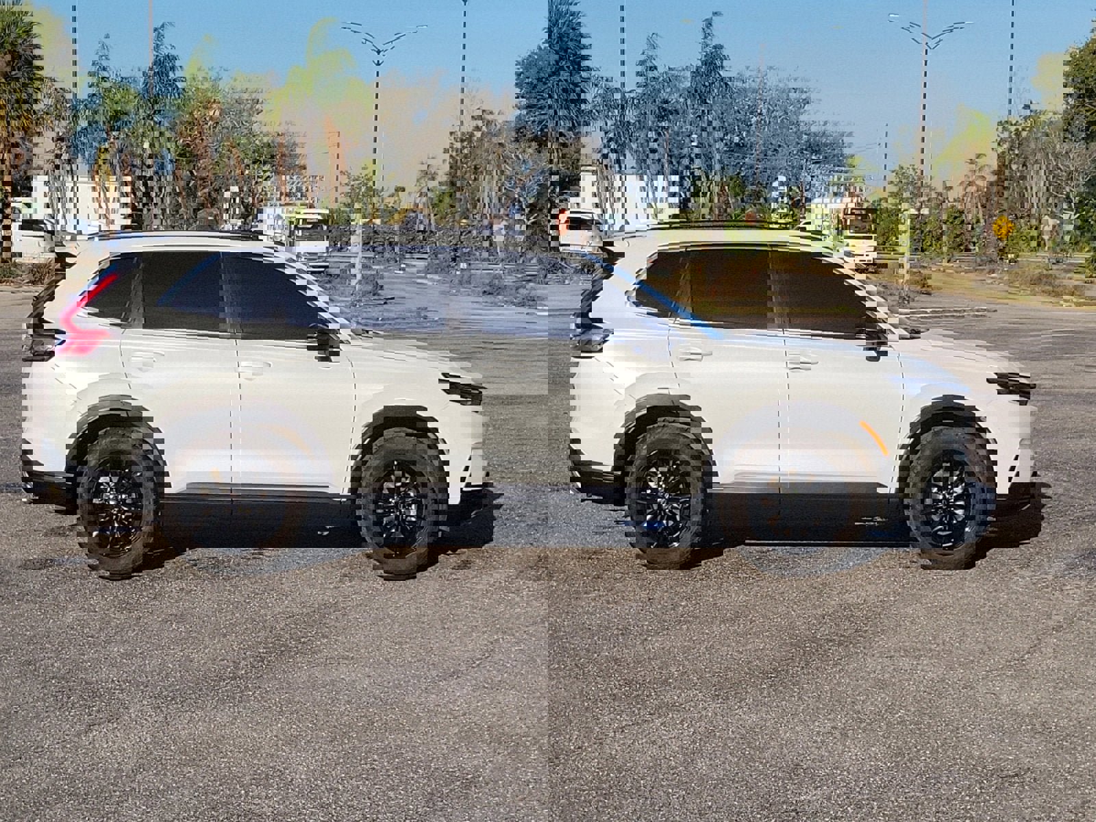 Used 2023 Honda CR-V Sport image 4