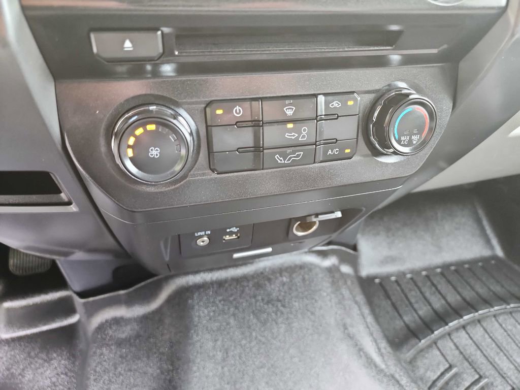 Used 2015 Ford F150 XLT RWD image 21