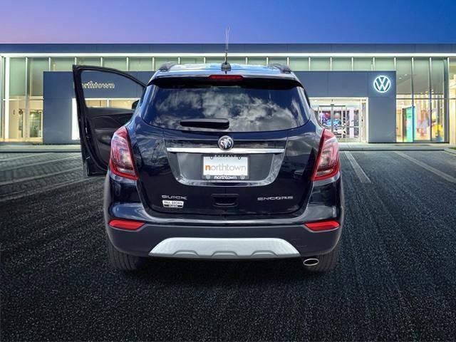 Used 2017 Buick Encore Essence FWD image 28