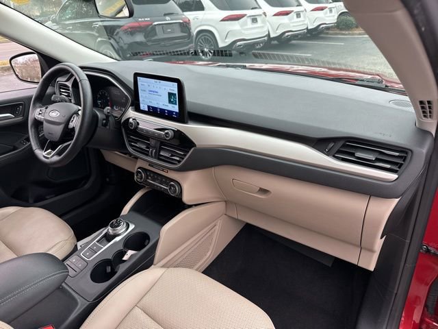 Used 2021 Ford Escape SEL w/ Class II Trailer Tow Package image 32