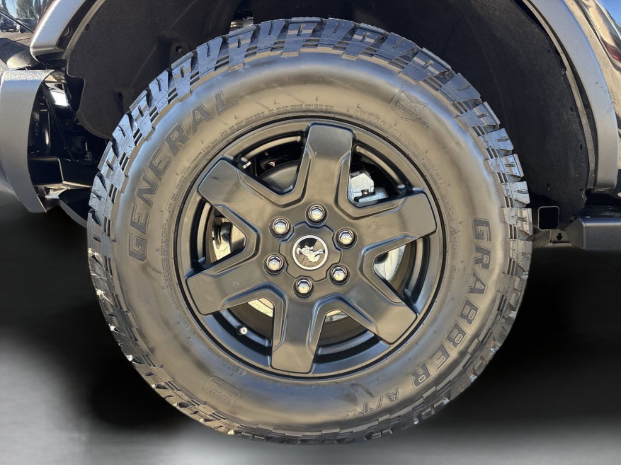 Used 2024 Ford Bronco Black Diamond image 33