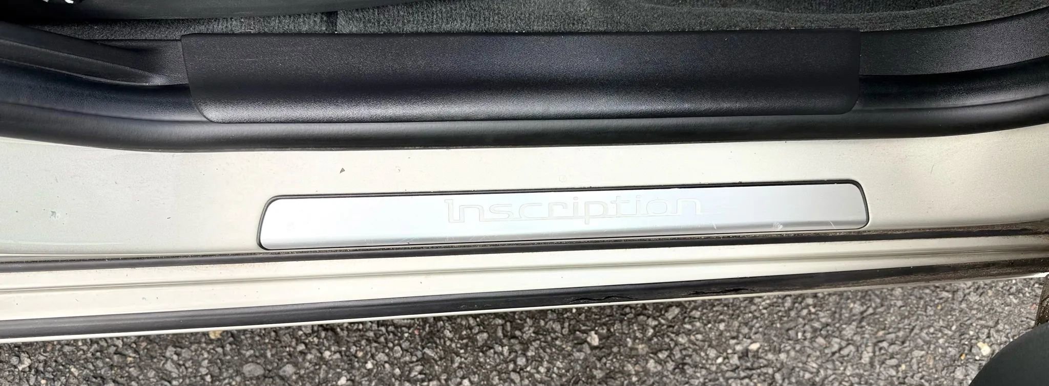 Used 2017 Volvo S60 T5 Inscription w/ Climate Package image 44