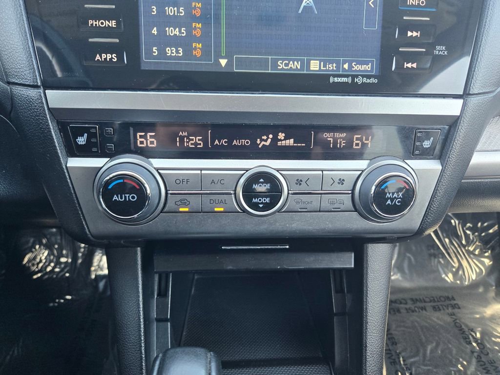 Used 2017 Subaru Outback 2.5i Premium image 17