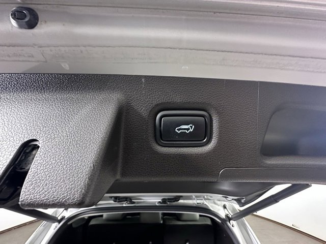 Used 2020 Hyundai Santa Fe SEL image 15