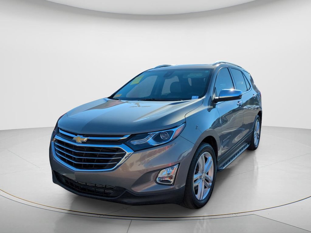 Used 2018 Chevrolet Equinox Premier FWD image 1