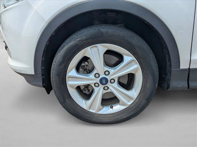 Used 2015 Ford Escape SE w/ Equipment Group 201A AWD/4WD image 18