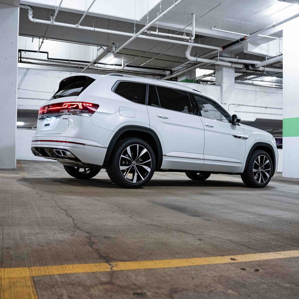 New 2026 Volkswagen Atlas SEL Premium R-Line image 7