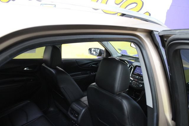 Used 2019 Chevrolet Equinox Premier w/ Premier True North Edition AWD/4WD image 10
