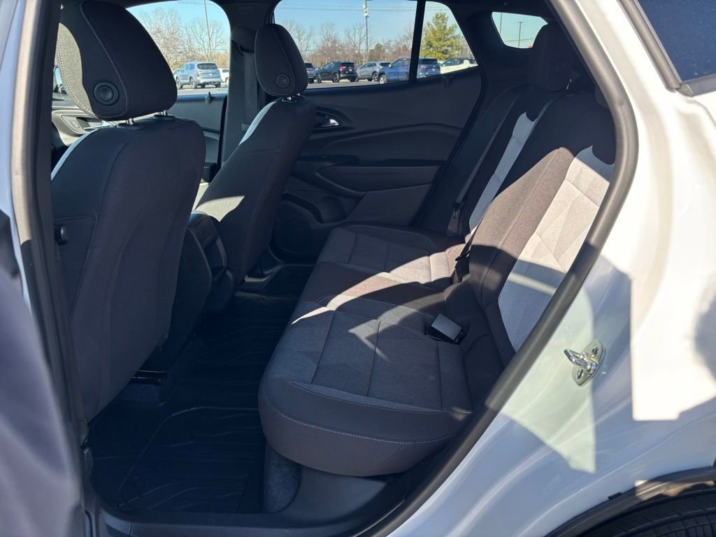 Used 2024 Chevrolet Trax RS w/ Driver Confidence Package image 16