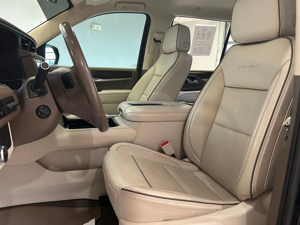 Used 2022 GMC Yukon Denali image 23