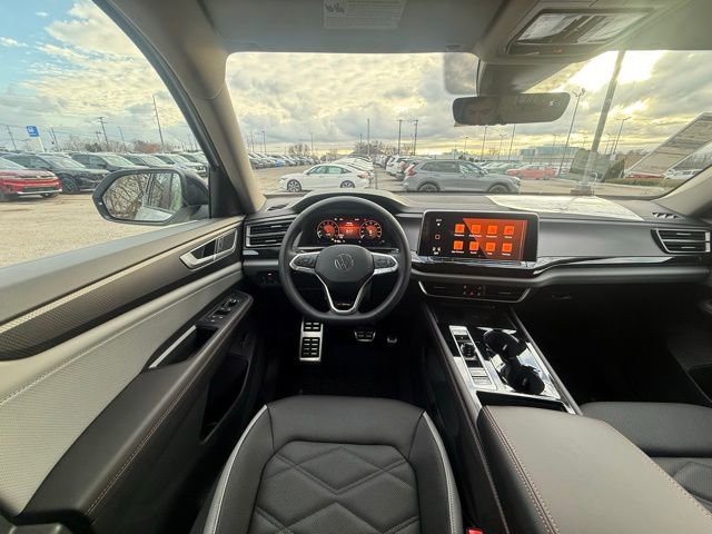 New 2026 Volkswagen Atlas Peak Edition image 12