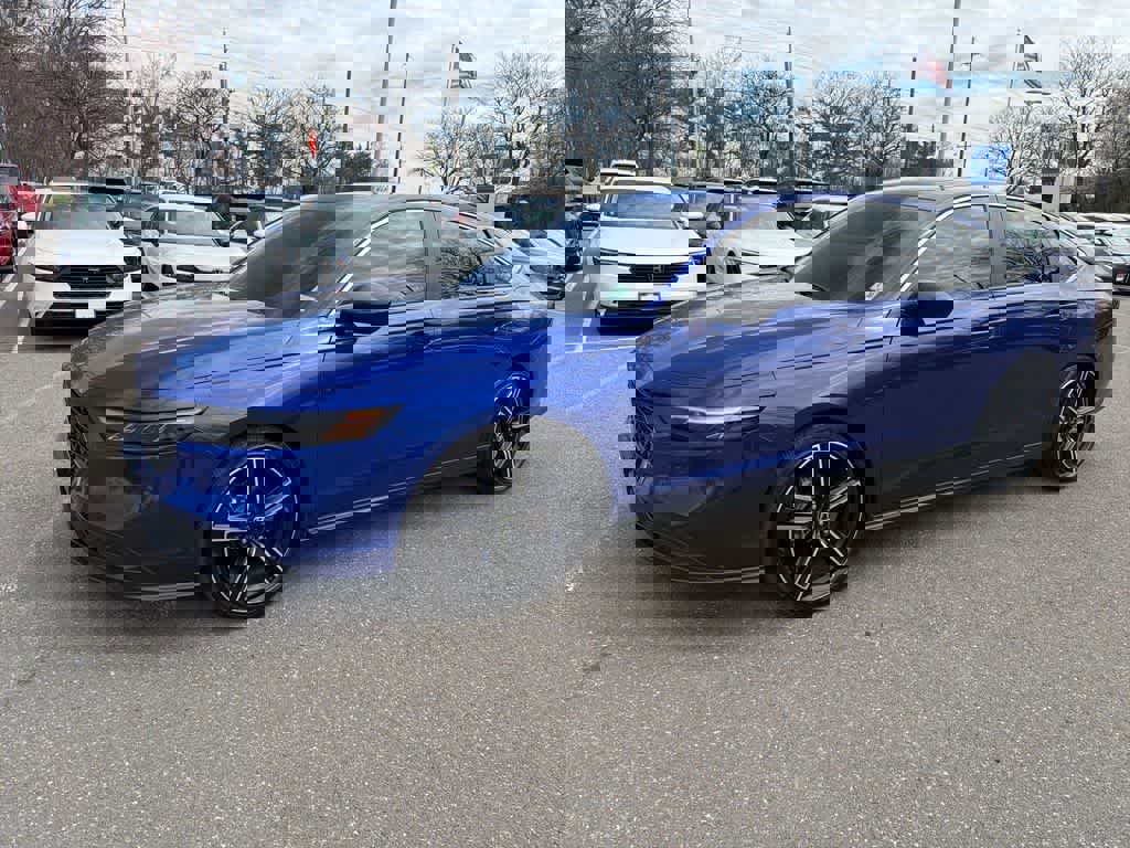 Used 2025 Honda Accord Sport image 8