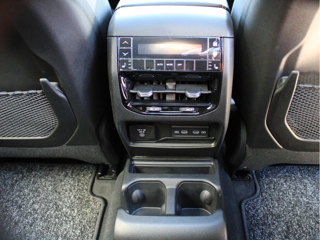 New 2026 Jeep Grand Cherokee L Limited AWD/4WD image 30