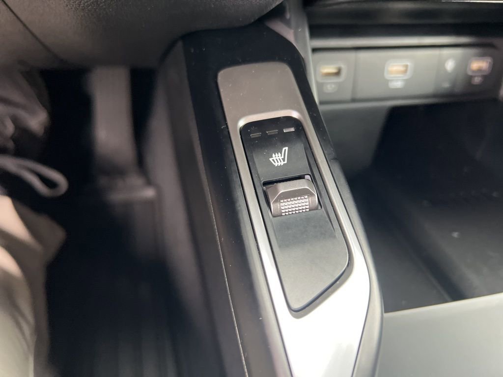 Certified 2023 Kia Sorento S image 57