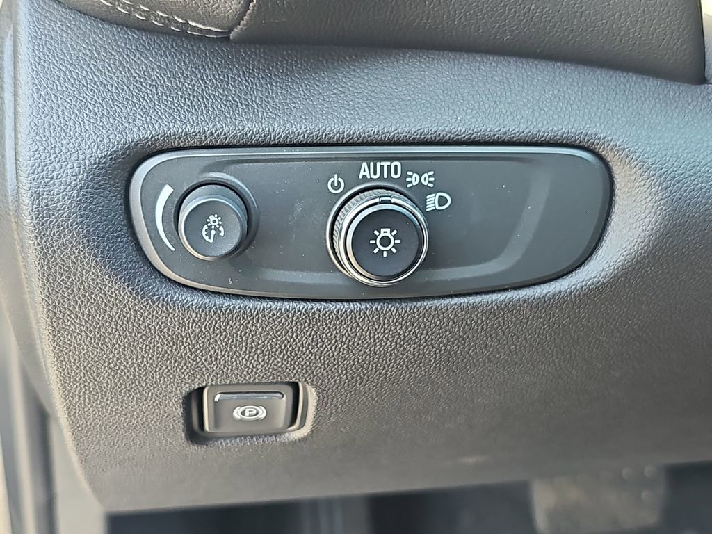 Used 2023 Chevrolet Blazer LT w/ Convenience Package image 25