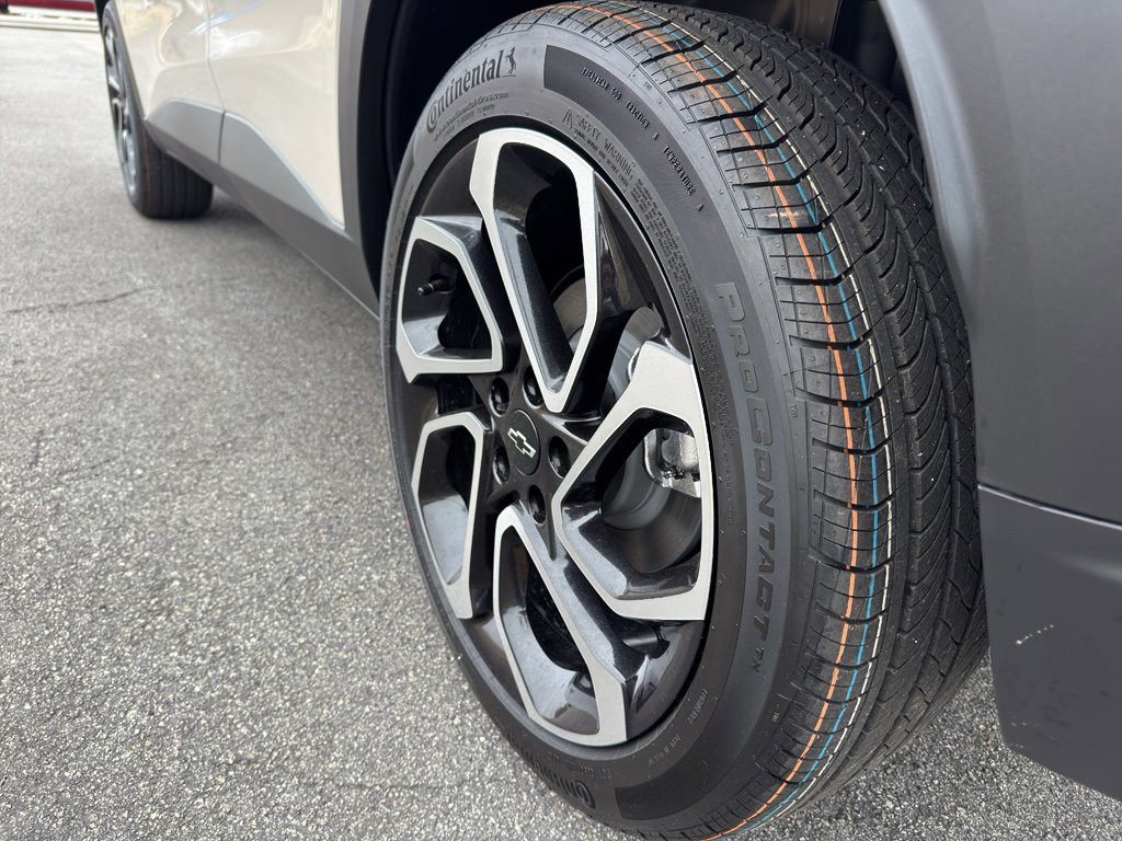 New 2026 Chevrolet Trax RS w/ Sunroof Package image 6