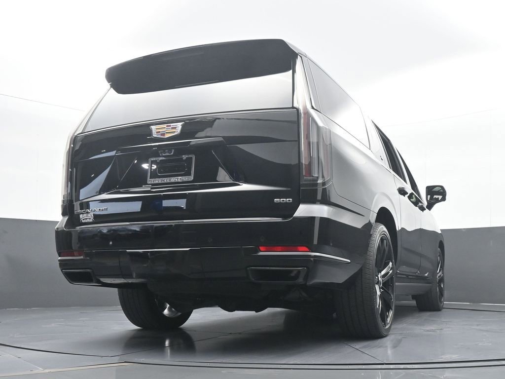 Used 2025 Cadillac Escalade ESV Sport w/ Touring Package image 72