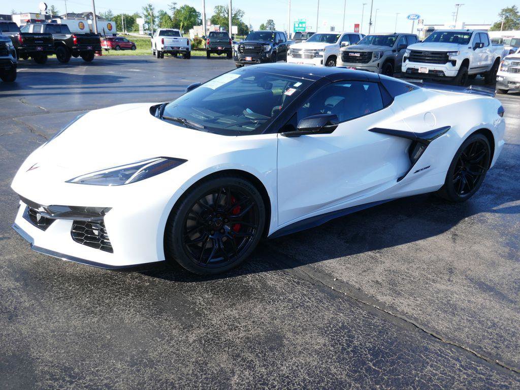 New 2026 Chevrolet Corvette Z06 w/ Battery Protection Package RWD image 7