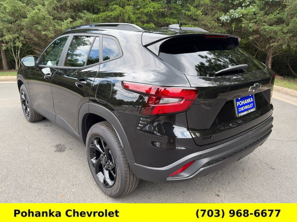 New 2026 Chevrolet Trax LT w/ Driver Confidence Package FWD image 5