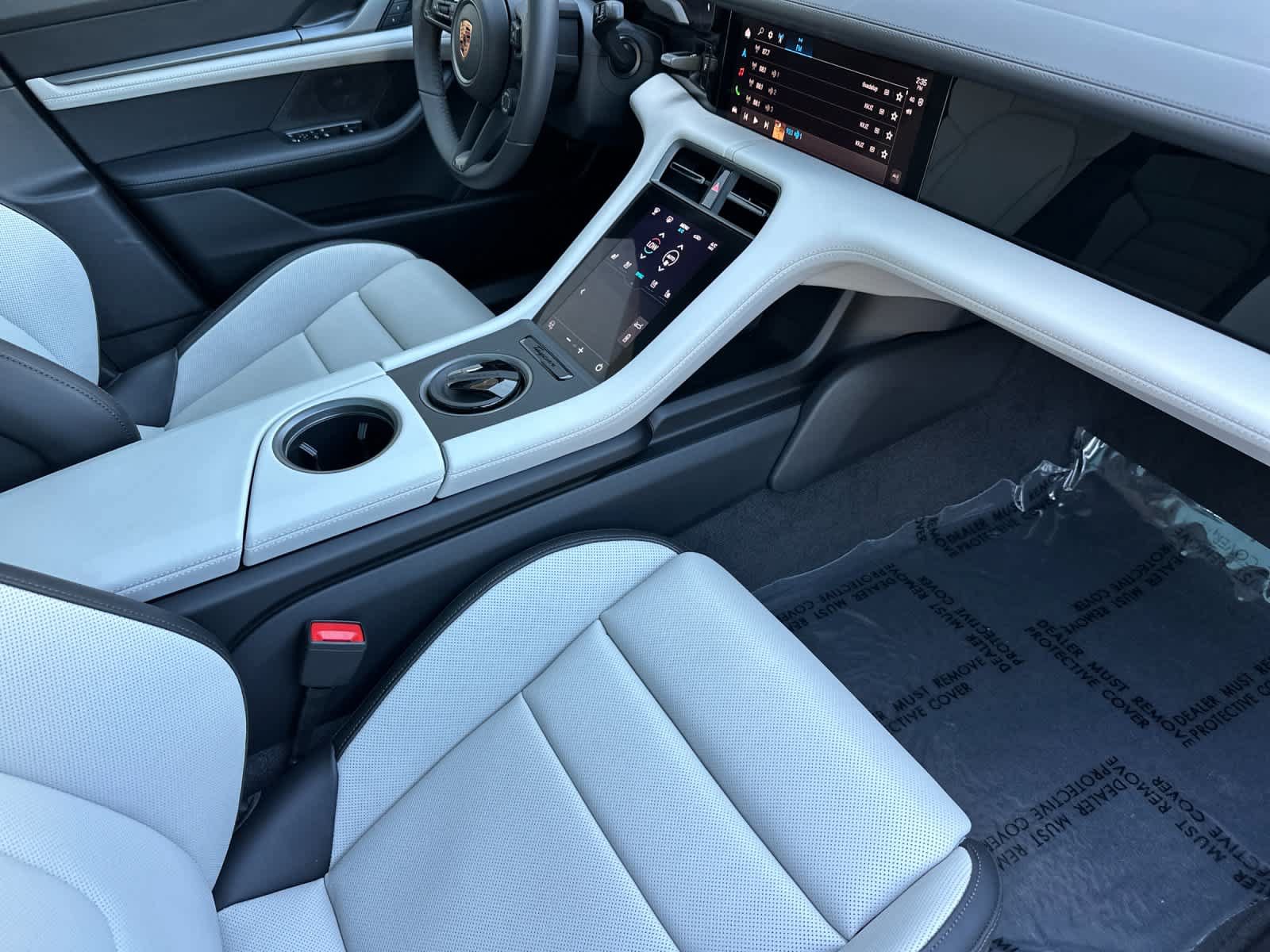New 2026 Porsche Taycan 4S AWD/4WD image 16