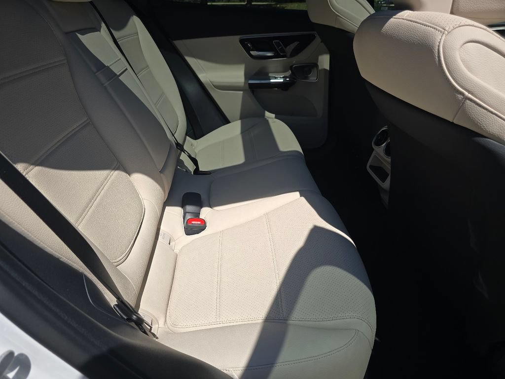 New 2027 Mercedes-Benz GLC 300 4MATIC image 21